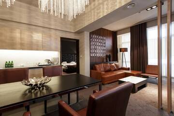 Фото номера Президентский люкс Отель Mercure Piotrków Trybunalski Vestil г. Пётркув-Трыбунальский 3